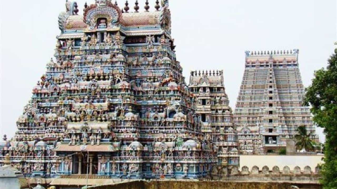 Vrindavan's Rangnath Temple: ವೃಂದಾವನದ ಶ್ರೀ ರಂಗನಾಥ ದೇವಾಲಯ; ವರ್ಷಕ್ಕೊಮ್ಮೆ ಮಾತ್ರ ದರ್ಶನ ಸಾಧ್ಯ! Vrindavan's Rangnath Temple: ವೃಂದಾವನದ ಶ್ರೀ ರಂಗನಾಥ ದೇವಾಲಯ; ವರ್ಷಕ್ಕೊಮ್ಮೆ ಮಾತ್ರ ದರ್ಶನ ಸಾಧ್ಯ!