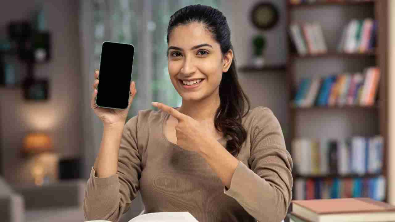 ಪ್ರತಿಯೊಬ್ಬ ಮಹಿಳೆಯೂ ತನ್ನ ಫೋನ್ನಲ್ಲಿ ಈ ನಂಬರ್ಗಳನ್ನು ಸೇವ್ ಮಾಡಿ ಇಟ್ಟುಕೊಳ್ಳಲೇಬೇಕು