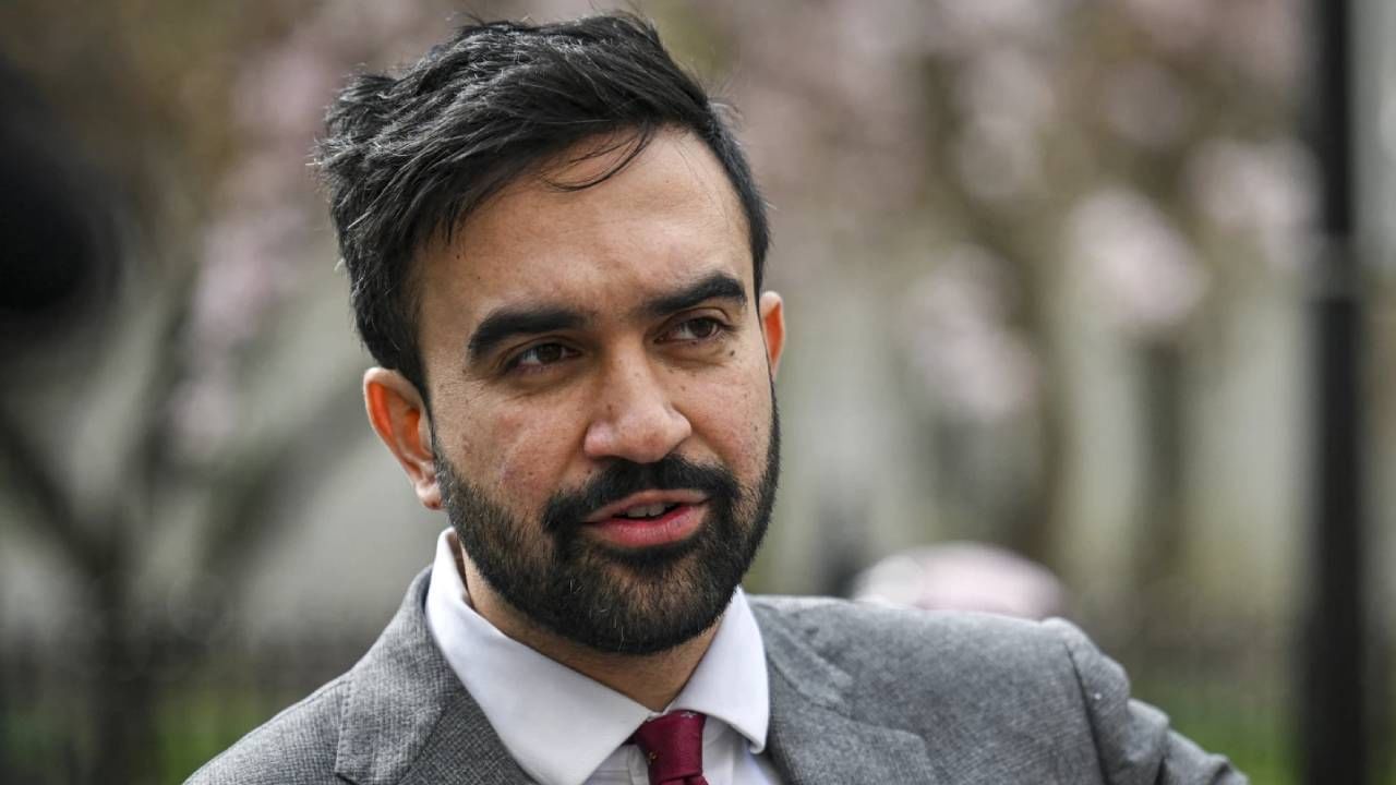 ಕೋಟ್ಯಾಧಿಪತಿಗಳೇ ಇರಬಾರದು ಎಂದ ಮಮ್ದಾನಿ; ಮೀರಾ ನಾಯರ್ ಪುತ್ರ ಹಾಗೂ ನ್ಯೂಯಾರ್ಕ್ ಮೇಯರ್ ಅಭ್ಯರ್ಥಿ ಹೇಳಿಕೆ ಕೋಟ್ಯಾಧಿಪತಿಗಳೇ ಇರಬಾರದು ಎಂದ ಮಮ್ದಾನಿ; ಮೀರಾ ನಾಯರ್ ಪುತ್ರ ಹಾಗೂ ನ್ಯೂಯಾರ್ಕ್ ಮೇಯರ್ ಅಭ್ಯರ್ಥಿ ಹೇಳಿಕೆ