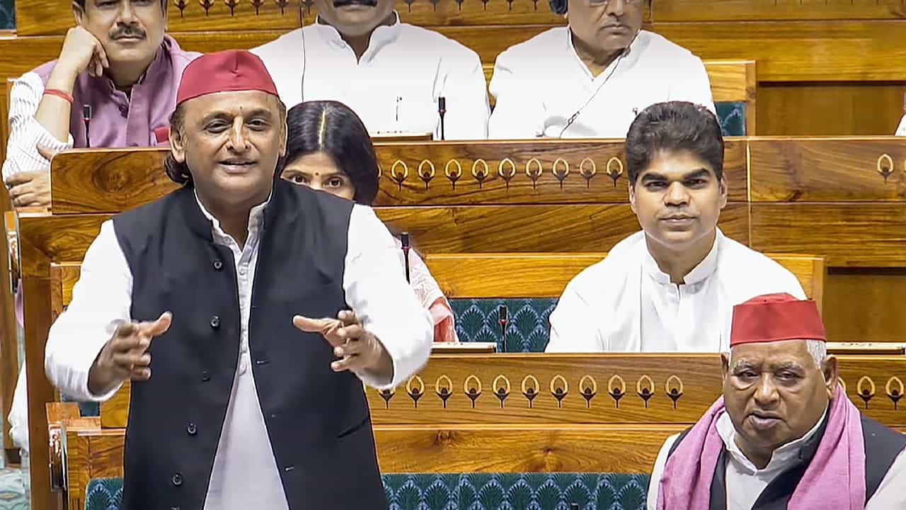 ನಿನ್ನೆಯೇ ಪಹಲ್ಗಾಮ್ ದಾಳಿಯ ಉಗ್ರರನ್ನು ಕೊಂದಿದ್ದೇಕೆ?; ಆಪರೇಷನ್ ಮಹಾದೇವ್ ಬಗ್ಗೆ ಅಖಿಲೇಶ್ ಯಾದವ್ ಪ್ರಶ್ನೆ