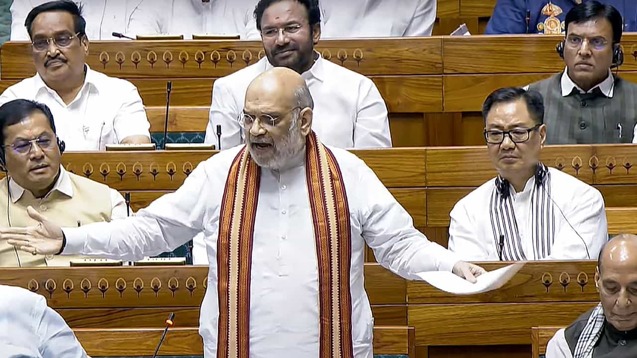 ನೆಹರು ಕಾರಣದಿಂದಲೇ ಪಿಒಕೆ ಅಸ್ತಿತ್ವಕ್ಕೆ ಬಂದಿದ್ದು; ಸದನದಲ್ಲಿ ಕಾಂಗ್ರೆಸ್ ನಾಯಕರ ಬೆವರಿಳಿಸಿದ ಅಮಿತ್ ಶಾ