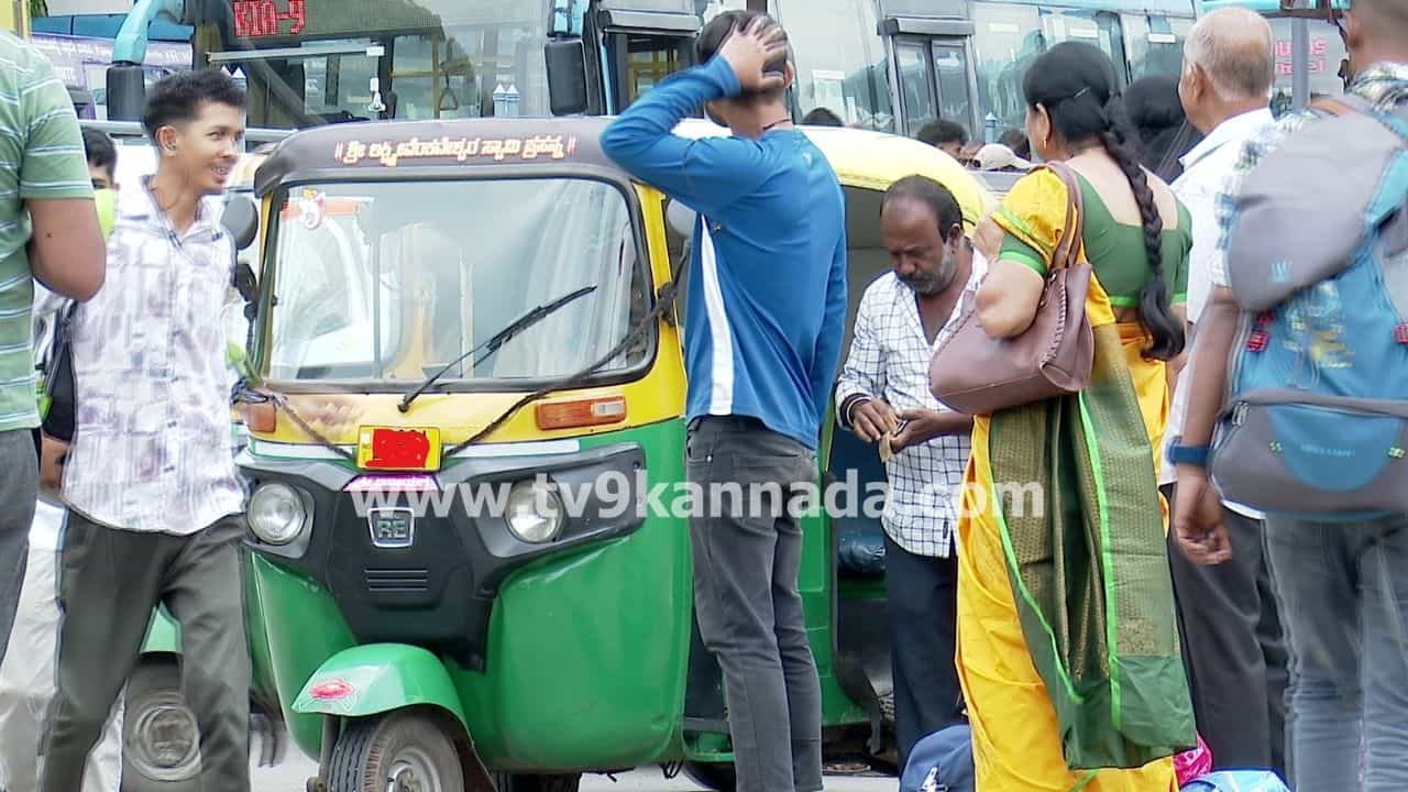 ಬೆಂಗಳೂರಿನಲ್ಲಿ ಒಂದೇ ವಾರದಲ್ಲಿ 1006 ಆಟೋಗಳ ವಿರುದ್ದ ಕೇಸ್, 233 ಆಟೋ ಸೀಜ್: ಆದ್ರೂ ದುಪ್ಪಟ್ಟು ದರ ವಸೂಲಿಗೆ ಬೀಳ್ತಿಲ್ಲ ಬ್ರೇಕ್