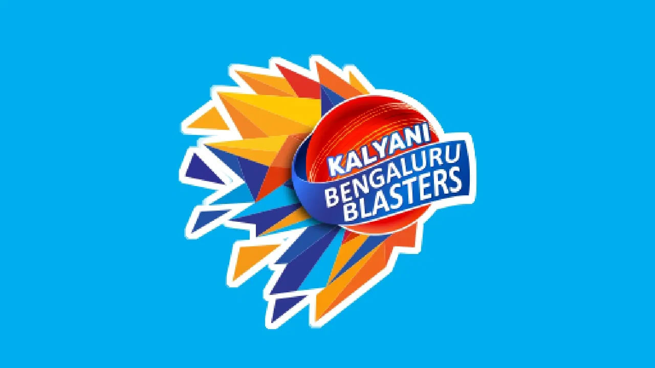 ಬೆಂಗಳೂರು ಬ್ಲಾಸ್ಟರ್ಸ್: ಮಯಾಂಕ್ ಅಗರವಾಲ್ (ನಾಯಕ), ಶುಭಾಂಗ್ ಹೆಗ್ಡೆ , ಸೂರಜ್ ಅಹುಜಾ, ನವೀನ್ ಎಂಜಿ, ಎ ರೋಹನ್ ಪಾಟೀಲ್, ಚೇತನ್ ಎಲ್ಆರ್, ಮೊಹ್ಸಿನ್ ಖಾನ್, ಸಿದ್ಧವ್ ಪ್ರಕಾಶ್, ವಿದ್ಯಾಧರ್ ಪಾಟೀಲ್, ಸಿದ್ಧಾರ್ಥ್ ಅಖಿಲ್, ಮಾಧವ್ ಪ್ರಕಾಶ್, ರೋಹನ್ ನವೀನ್, ಕೃತಿಕ್ ಕೃಷ್ಣ, ಅದ್ವಿತ್ ಎಂ ಶೆಟ್ಟಿ, ಭುವನ್ ಮೋಹನ್ ರಾಜು, ರೋಹನ್ ಎಂ ರಾಜು, ನಿರಂಜನ್ ನಾಯಕ್, ಪ್ರತೀಕ್ ಜೈನ್, ಇಶಾನ್ ಎಸ್.