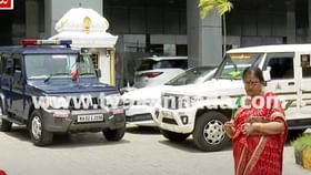 ಗಣ್ಯರಿಗೆ ಖಾಸಗಿ ಆಸ್ಪತ್ರೆಗಳೇ ಯಾಕೆ? ಸರ್ಕಾರೀ ಆಸ್ಪತ್ರೆ ಯಾಕೆ ಬೇಡ?
