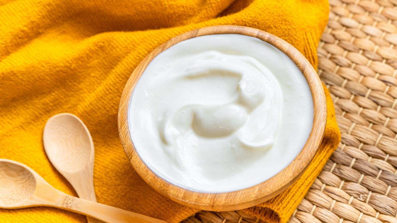 ಮೊಸರಿನೊಂದಿಗೆ ಸಕ್ಕರೆ ಬೆರೆಸಿ ತಿಂದ್ರೆ ಎಷ್ಟೋ ಸಮಸ್ಯೆಗಳು ಕಡಿಮೆಯಾಗುತ್ತೆ! ನೀವೂ ಟ್ರೈ ಮಾಡಿ ಮೊಸರಿನೊಂದಿಗೆ ಸಕ್ಕರೆ ಬೆರೆಸಿ ತಿಂದ್ರೆ ಎಷ್ಟೋ ಸಮಸ್ಯೆಗಳು ಕಡಿಮೆಯಾಗುತ್ತೆ! ನೀವೂ ಟ್ರೈ ಮಾಡಿ