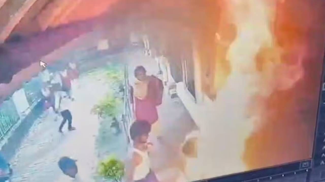 ಒಡಿಶಾ: ಲೈಂಗಿಕ ಕಿರುಕುಳ ತಾಳಲಾರದೆ ಬೆಂಕಿ ಹಚ್ಚಿಕೊಂಡಿದ್ದ ವಿದ್ಯಾರ್ಥಿನಿ ಸಾವು