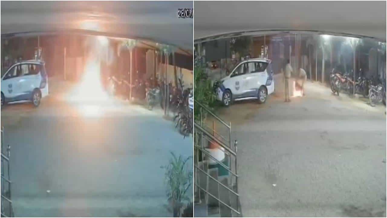 Video: ಪೊಲೀಸರು ಹಿಡಿದಿದ್ದಕ್ಕೆ ಬೆಂಕಿ ಹಚ್ಚಿಕೊಂಡು ಆತ್ಮಹತ್ಯೆಗೆ ಯತ್ನಿಸಿದ ವ್ಯಕ್ತಿ Video: ಪೊಲೀಸರು ಹಿಡಿದಿದ್ದಕ್ಕೆ ಬೆಂಕಿ ಹಚ್ಚಿಕೊಂಡು ಆತ್ಮಹತ್ಯೆಗೆ ಯತ್ನಿಸಿದ ವ್ಯಕ್ತಿ