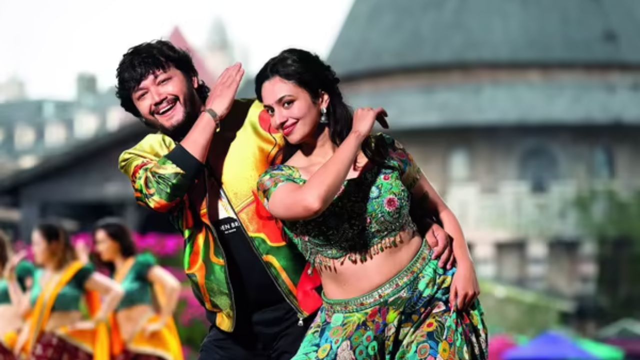 2024 ರಲ್ಲಿ ಬಿಡುಗಡೆ ಆಗಿ ಸೂಪರ್ ಹಿಟ್ ಎನಿಸಿಕೊಂಡ ‘ಕೃಷ್ಣಂ ಪ್ರಣಯ ಸಖಿ’ ಸಿನಿಮಾ ನಿರ್ಮಾಣ ಮಾಡಿದ್ದ ತಂಡದ ಜೊತೆಗೆ ಇನ್ನೊಂದು ಸಿನಿಮಾವನ್ನು ಸಹ ಗಣೇಶ್ ಮಾಡಲಿದ್ದಾರೆ ಎನ್ನಲಾಗುತ್ತಿದೆ. ಸಿನಿಮಾ ಅಧಿಕೃತ ಘೋಷಣೆ ಇನ್ನೂ ಆಗಿಲ್ಲ.