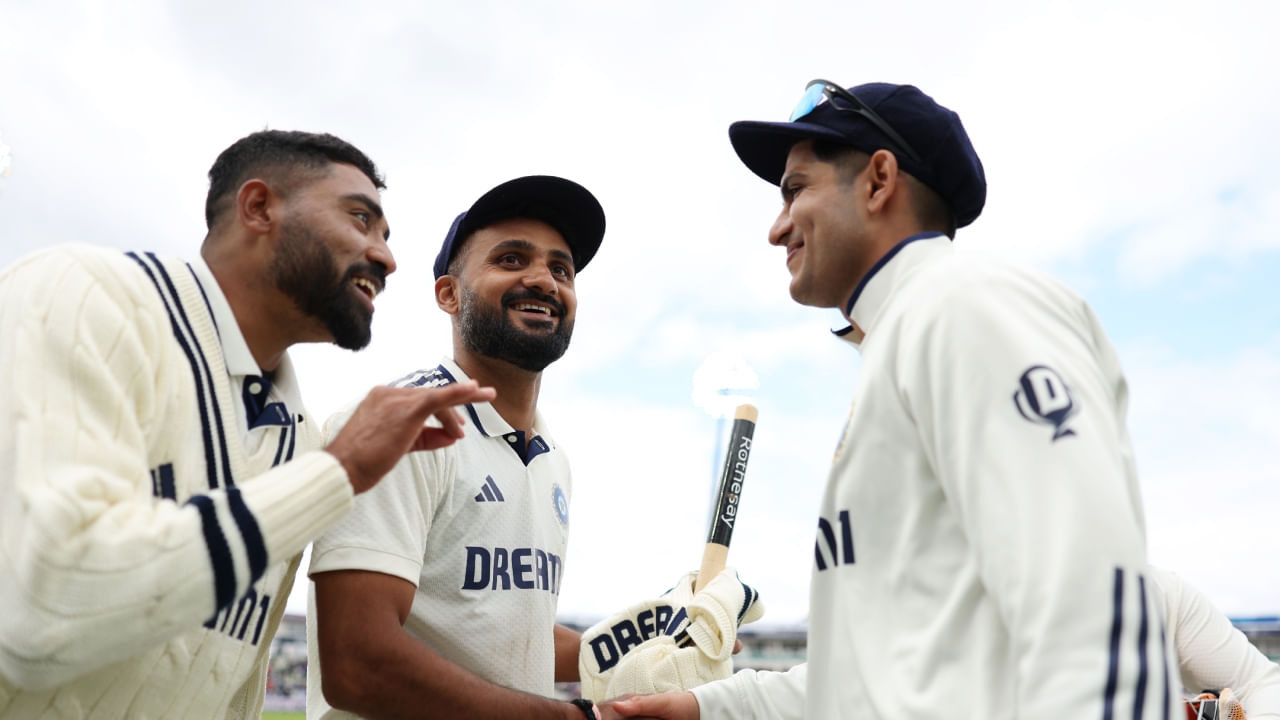 ವಾಸ್ತವವಾಗಿ ಇಂಗ್ಲೆಂಡ್ ವಿರುದ್ಧದ ಮೊದಲ ಟೆಸ್ಟ್ ಪಂದ್ಯದ ನಂತರ 21 ನೇ ಸ್ಥಾನದಲ್ಲಿದ್ದ ಶುಭ್ಮನ್ ಗಿಲ್ ಇದೀಗ ಎರಡನೇ ಟೆಸ್ಟ್ ನಂತರ ಆರನೇ ಸ್ಥಾನಕ್ಕೆ ತಲುಪಿದ್ದಾರೆ. ಉಳಿದಂತೆ ಇಂಗ್ಲೆಂಡ್ ತಂಡದ ಉಪನಾಯಕ ಹ್ಯಾರಿ ಬ್ರೂಕ್ ನಂಬರ್ 1 ಸ್ಥಾನವನ್ನು ಅಲಂಕರಿಸಿಕೊಂಡಿದ್ದರೆ, ಜೋ ರೂಟ್ ನಂಬರ್ 1 ರಿಂದ ನಂಬರ್ 2 ಸ್ಥಾನಕ್ಕೆ ಕುಸಿದಿದ್ದಾರೆ.