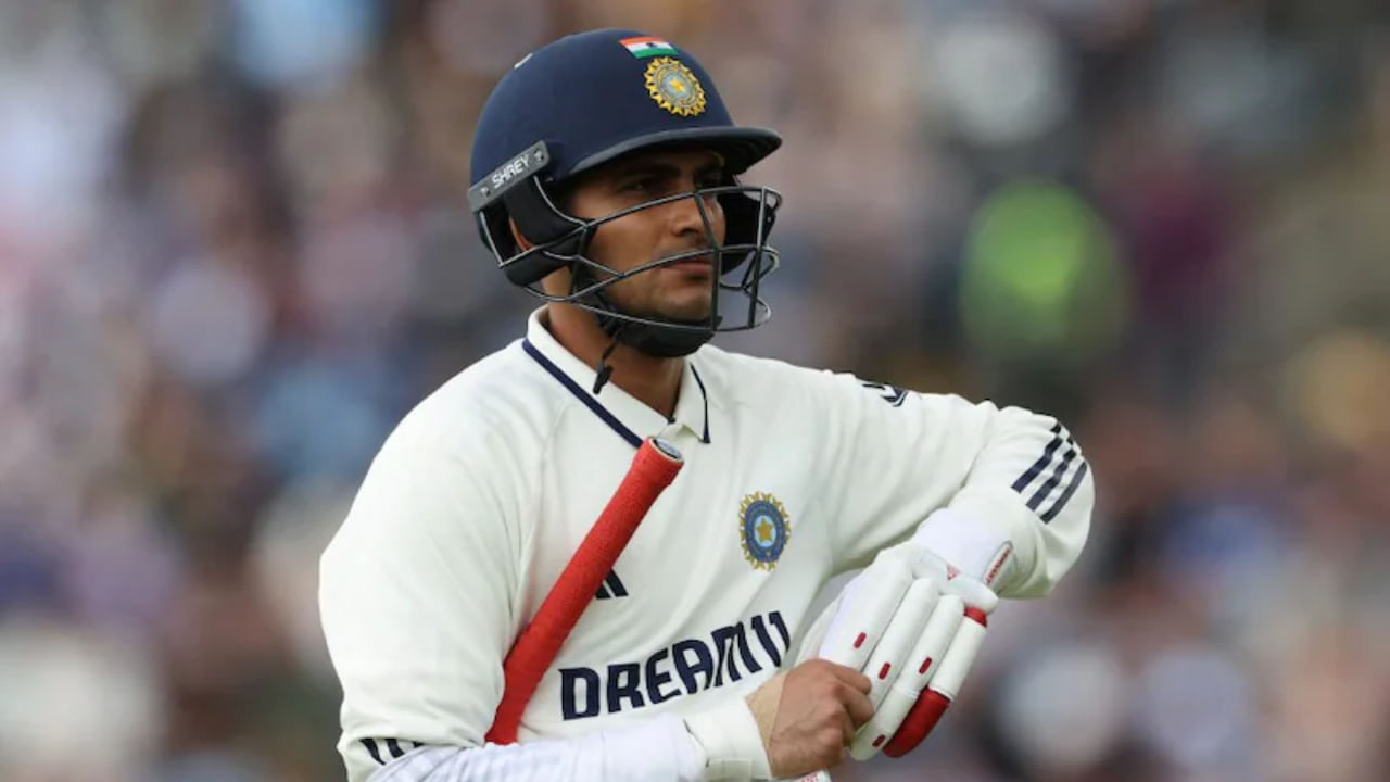 ಇದೀಗ ಮ್ಯಾಂಚೆಸ್ಟರ್ ಟೆಸ್ಟ್​ನಲ್ಲಿ ಗಿಲ್ ನಂಬರ್ 167 ರನ್ ಬಾರಿಸಿದರೆ, ಟೀಂ ಇಂಡಿಯಾದ ಮಾಜಿ ನಾಯಕ ಸುನಿಲ್ ಗವಾಸ್ಕರ್ ಮತ್ತು ಯುವ ಆರಂಭಿಕ ಆಟಗಾರ ಯಶಸ್ವಿ ಜೈಸ್ವಾಲ್ ಅವರನ್ನು ಹಿಂದಿಕ್ಕಲಿದ್ದಾರೆ. ಹಾಗೆಯೇ ತಮ್ಮ ಹೆಸರಿನಲ್ಲಿ ಮತ್ತೊಂದು ದಾಖಲೆಯನ್ನು ಸೃಷ್ಟಿಸಲಿದ್ದಾರೆ.