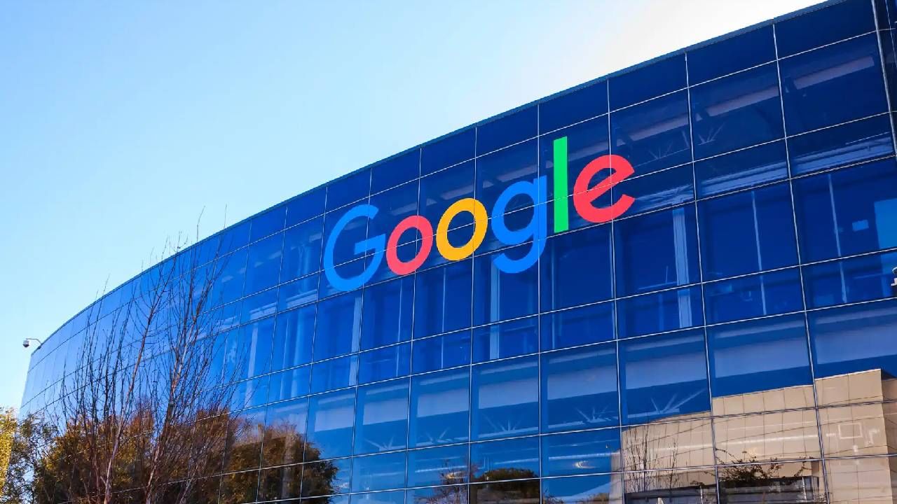 ಟ್ರಂಪ್​ನ ಆಟಾಟೋಪದ ನಡುವೆ ಗೂಗಲ್​ನಿಂದ ಭಾರತದಲ್ಲಿ ಭರ್ಜರಿ ಹೂಡಿಕೆ; ವಿಶಾಖಪಟ್ಟಣಂನಲ್ಲಿ 1GW ಡಾಟಾಸೆಂಟರ್