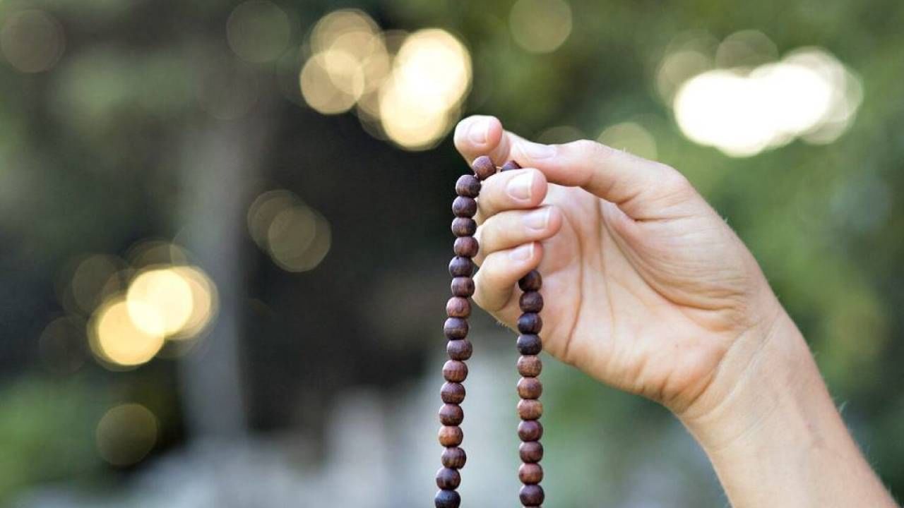 Guru Mantras: ಗುರು ಮಂತ್ರ ಎಂದರೇನು? ಅದರ ಮಹತ್ವವನ್ನು ಇಲ್ಲಿ ತಿಳಿದುಕೊಳ್ಳಿ