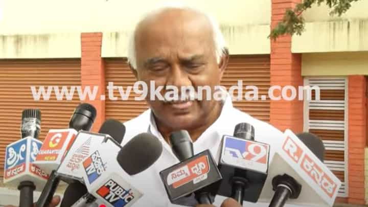ಯತೀಂದ್ರನ ಹಾಗೆ ಮಾತಾಡೋರನ್ನ ನಮ್ಮ ಕಡೆ ಹುಚ್ಚು ಮುಂಡೇದು ಅಂತ ಕರೆಯುತ್ತಾರೆ: ಹೆಚ್ ವಿಶ್ವನಾಥ್ ಯತೀಂದ್ರನ ಹಾಗೆ ಮಾತಾಡೋರನ್ನ ನಮ್ಮ ಕಡೆ ಹುಚ್ಚು ಮುಂಡೇದು ಅಂತ ಕರೆಯುತ್ತಾರೆ: ಹೆಚ್ ವಿಶ್ವನಾಥ್