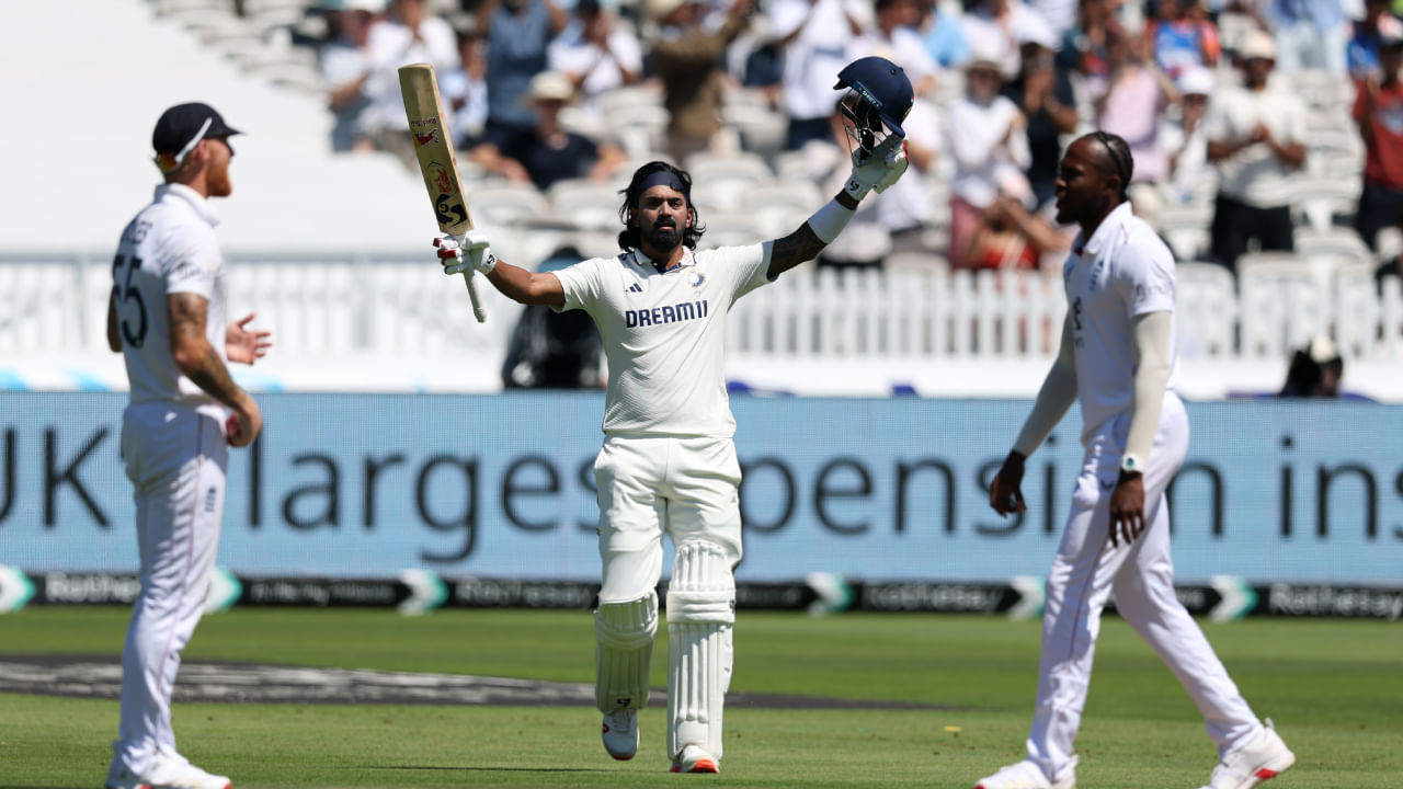 IND vs ENG: 387 ರನ್ಗಳಿಗೆ ಆಲೌಟ್; ಭಾರತಕ್ಕೆ ಮುನ್ನಡೆಯು ಇಲ್ಲ, ಹಿನ್ನಡೆಯೂ ಇಲ್ಲ IND vs ENG: 387 ರನ್ಗಳಿಗೆ ಆಲೌಟ್; ಭಾರತಕ್ಕೆ ಮುನ್ನಡೆಯು ಇಲ್ಲ, ಹಿನ್ನಡೆಯೂ ಇಲ್ಲ