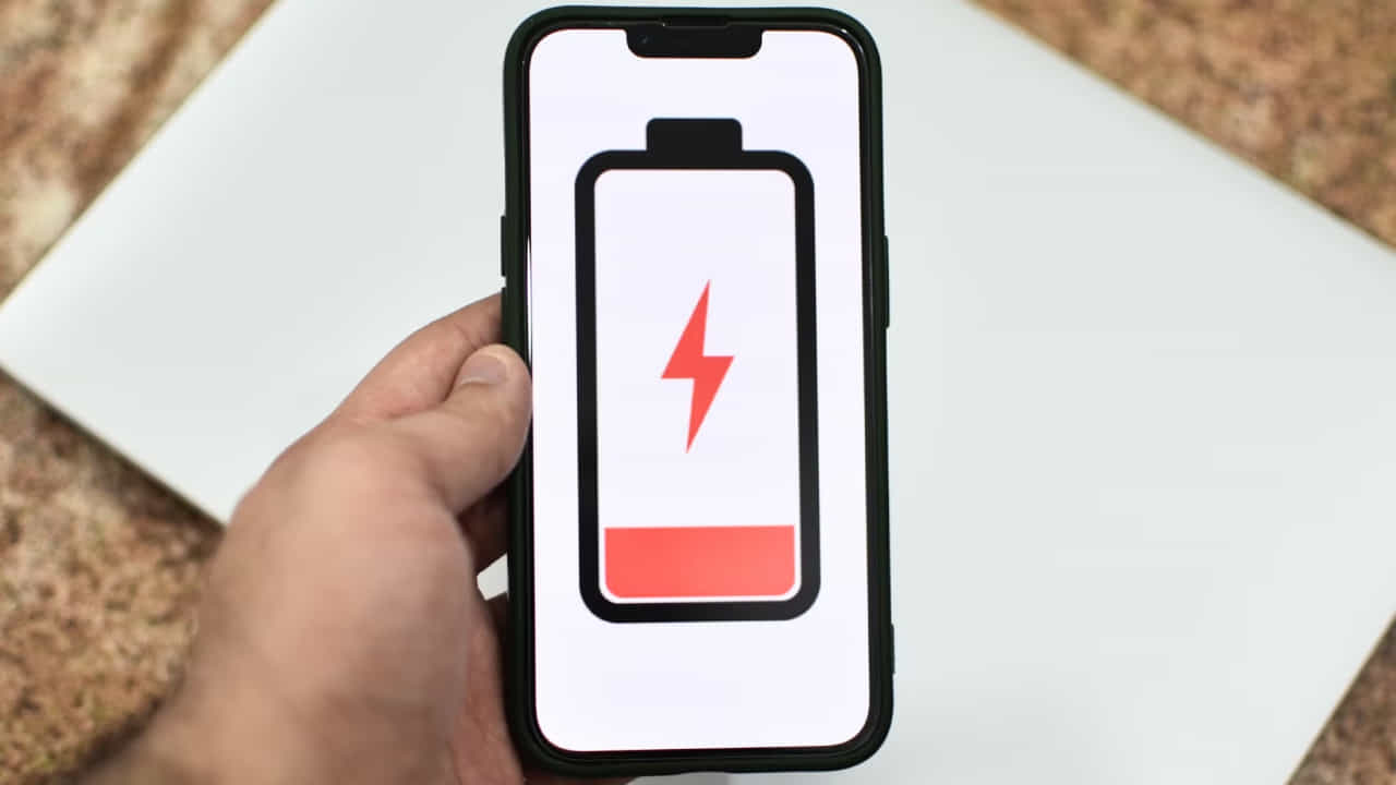 Tech Tips: ಐಫೋನ್ ಬ್ಯಾಟರಿ ಒಂದು ದಿನವೂ ಬಾಳಿಕೆ ಬರುತ್ತಿಲ್ಲವೇ?: ಈ 4 ಸೆಟ್ಟಿಂಗ್ಸ್ ತಕ್ಷಣ ಆಫ್ ಮಾಡಿ Tech Tips: ಐಫೋನ್ ಬ್ಯಾಟರಿ ಒಂದು ದಿನವೂ ಬಾಳಿಕೆ ಬರುತ್ತಿಲ್ಲವೇ?: ಈ 4 ಸೆಟ್ಟಿಂಗ್ಸ್ ತಕ್ಷಣ ಆಫ್ ಮಾಡಿ