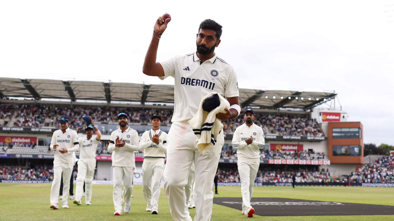 IND vs ENG: ಲಾರ್ಡ್ಸ್ನಲ್ಲಿ ಬುಮ್ರಾ ಬಿರುಗಾಳಿಗೆ ತತ್ತರಿಸಿದ ಇಂಗ್ಲೆಂಡ್; 387 ರನ್ಗಳಿಗೆ ಆಲೌಟ್ IND vs ENG: ಲಾರ್ಡ್ಸ್ನಲ್ಲಿ ಬುಮ್ರಾ ಬಿರುಗಾಳಿಗೆ ತತ್ತರಿಸಿದ ಇಂಗ್ಲೆಂಡ್; 387 ರನ್ಗಳಿಗೆ ಆಲೌಟ್