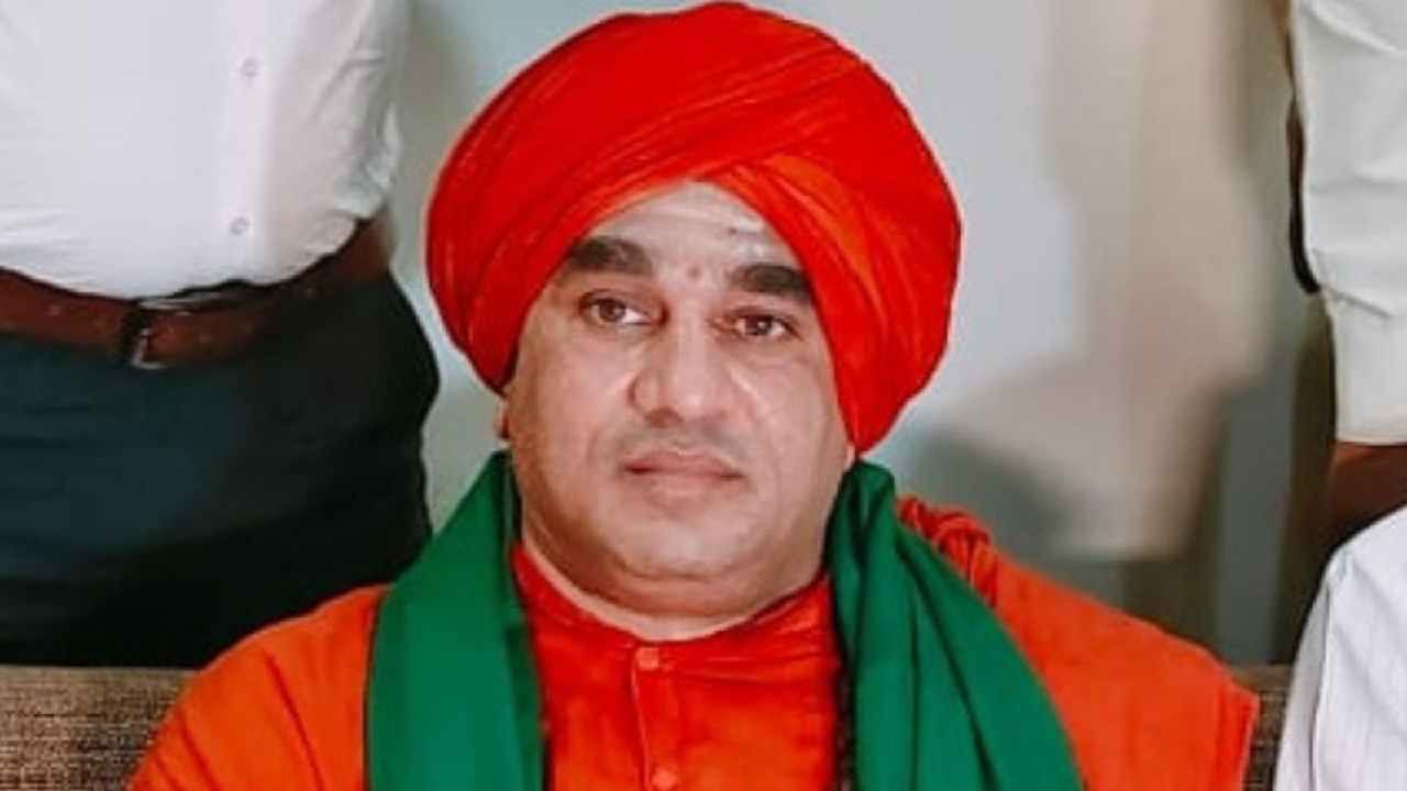 ಜಯಮೃತ್ಯುಂಜಯ ಸ್ವಾಮೀಜಿಗೆ ವಿಷ ಹಾಕಿ ಕೊಲೆ ಮಾಡುವ ಯತ್ನ ನಡೆದಿತ್ತಾ? ಜಯಮೃತ್ಯುಂಜಯ ಸ್ವಾಮೀಜಿಗೆ ವಿಷ ಹಾಕಿ ಕೊಲೆ ಮಾಡುವ ಯತ್ನ ನಡೆದಿತ್ತಾ?