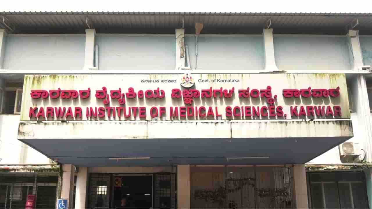 ಲಂಚ ಪಡೆಯುವಾಗ ಸಿಕ್ಕಿಬಿದ್ದ ಸರ್ಜನ್: ವೈದ್ಯನ ಕಿರುಕಳಕ್ಕೆ ಪತ್ನಿ ತಾಳಿ ಅಡವಿಟ್ಟಿದ್ದ ಗುತ್ತಿಗೆದಾರ!