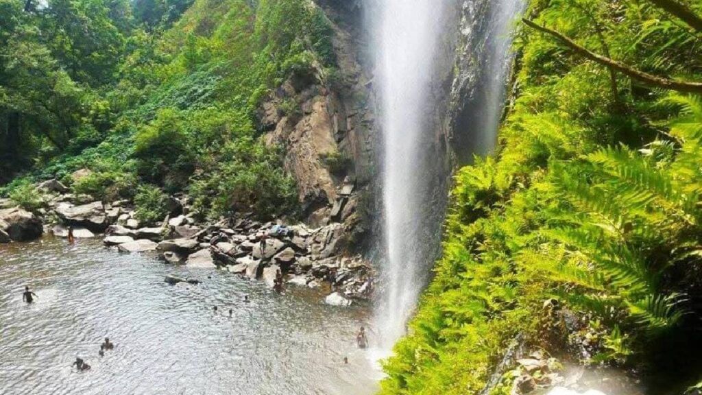 Koodlu Thirtha Falls