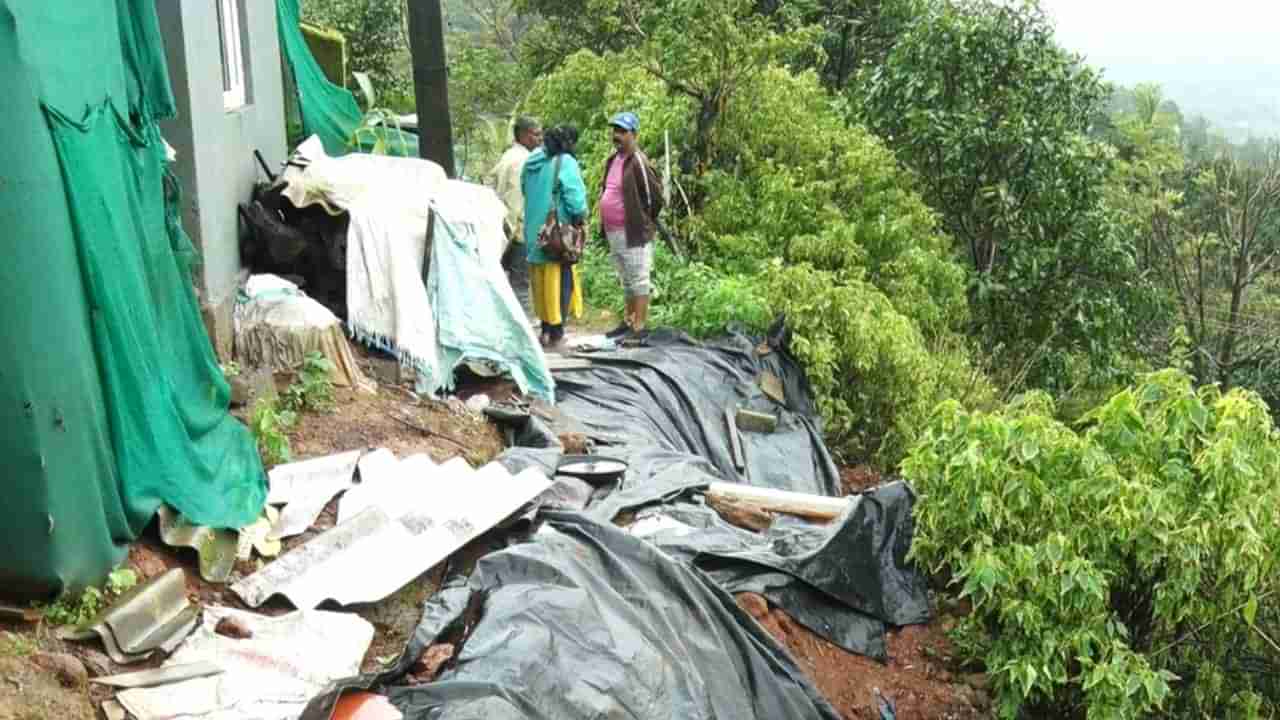 ಕೊಡಗಿನಲ್ಲಿ ಭೂ ಕಂಟಕ:  60ಕ್ಕೂ ಹೆಚ್ಚು ಕುಟುಂಬಗಳು ಕಂಗಾಲು