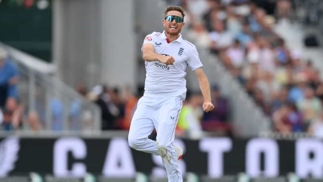 IND vs ENG: 2928 ದಿನಗಳ ನಂತರ ವಿಕೆಟ್ ಪಡೆದ ಇಂಗ್ಲೆಂಡ್ ಬೌಲರ್; ವಿಡಿಯೋ ನೋಡಿ IND vs ENG: 2928 ದಿನಗಳ ನಂತರ ವಿಕೆಟ್ ಪಡೆದ ಇಂಗ್ಲೆಂಡ್ ಬೌಲರ್; ವಿಡಿಯೋ ನೋಡಿ