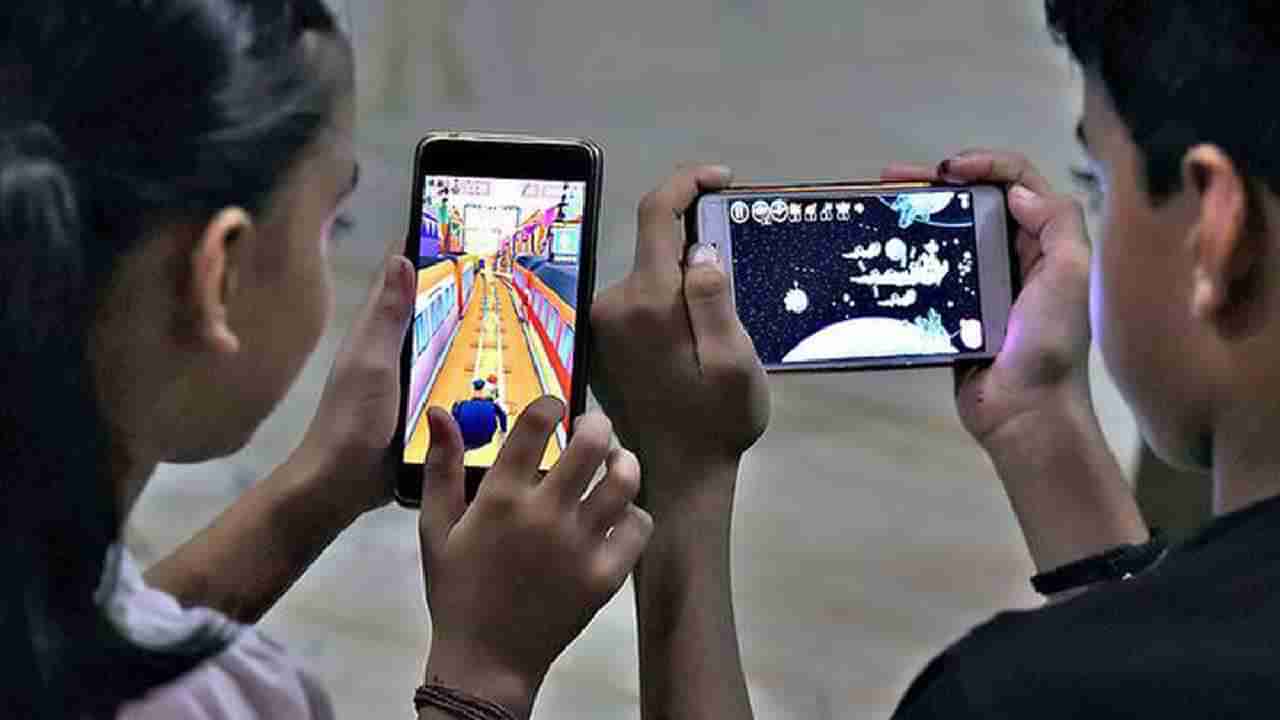 ಬೆಚ್ಚಿಬೀಳಿಸುವ ವರದಿ: ಮಕ್ಕಳ ಕೈಗೆ ಮೊಬೈಲ್‌ ಕೊಡುವ ಪೋಷಕರು ಈ ಸುದ್ದಿ ಓದಲೇ ಬೇಕು