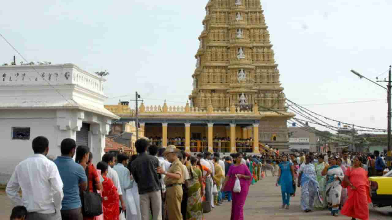 ಚಾಮುಂಡಿ ಬೆಟ್ಟಕ್ಕೆ ಆಗಮಿಸುವ ಭಕ್ತರಿಗೆ ಗುಡ್​ ನ್ಯೂಸ್: ಸುಗಮ ದರ್ಶನಕ್ಕೆ ಸೂಕ್ತ ವ್ಯವಸ್ಥೆ