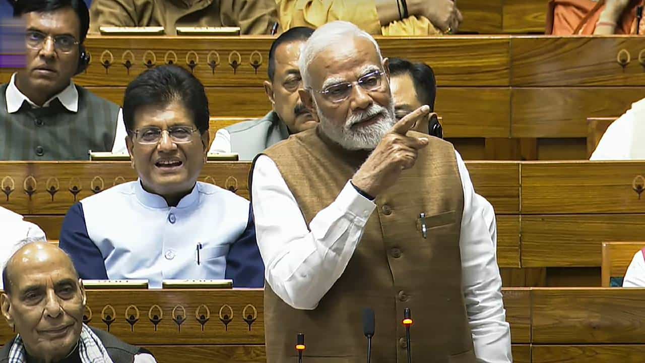 ಜಗತ್ತಿನ ಯಾವುದೇ ದೇಶದ ನಾಯಕರು ಆಪರೇಷನ್ ಸಿಂಧೂರ್ ತಡೆಯುವ ಪ್ರಯತ್ನ ಮಾಡಿಲ್ಲ: ಮೋದಿ ಜಗತ್ತಿನ ಯಾವುದೇ ದೇಶದ ನಾಯಕರು ಆಪರೇಷನ್ ಸಿಂಧೂರ್ ತಡೆಯುವ ಪ್ರಯತ್ನ ಮಾಡಿಲ್ಲ: ಮೋದಿ