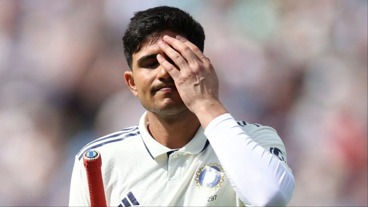 ಒಂದು ವೇಳೆ ದ್ವಿತೀಯ ಇನಿಂಗ್ಸ್​ನಲ್ಲಿ ಶುಭ್​ಮನ್ ಗಿಲ್ ಹೆಚ್ಚುವರಿ 27 ರನ್​ ಕಲೆಹಾಕಿದ್ದರೆ, ಟೆಸ್ಟ್ ಕ್ರಿಕೆಟ್ ಇತಿಹಾಸದಲ್ಲೇ ಪಂದ್ಯವೊಂದರಲ್ಲಿ ಅತ್ಯಧಿಕ ರನ್​ಗಳಿಸಿದ ಗ್ರಹಾಂ ಗೂಚ್ (456) ಅವರ ವಿಶ್ವ ದಾಖಲೆಯನ್ನು ಮುರಿಯಬಹುದಿತ್ತು. ಆದರೆ ಈ ದಾಖಲೆಯನ್ನು ತಪ್ಪಿಸಿಕೊಂಡ ಗಿಲ್, ಟೆಸ್ಟ್ ಪಂದ್ಯವೊಂದರಲ್ಲಿ ಅತೀ ಹೆಚ್ಚು ರನ್​ಗಳಿಸಿದ 2ನೇ ಬ್ಯಾಟರ್ ಎನಿಸಿಕೊಂಡಿದ್ದಾರೆ.