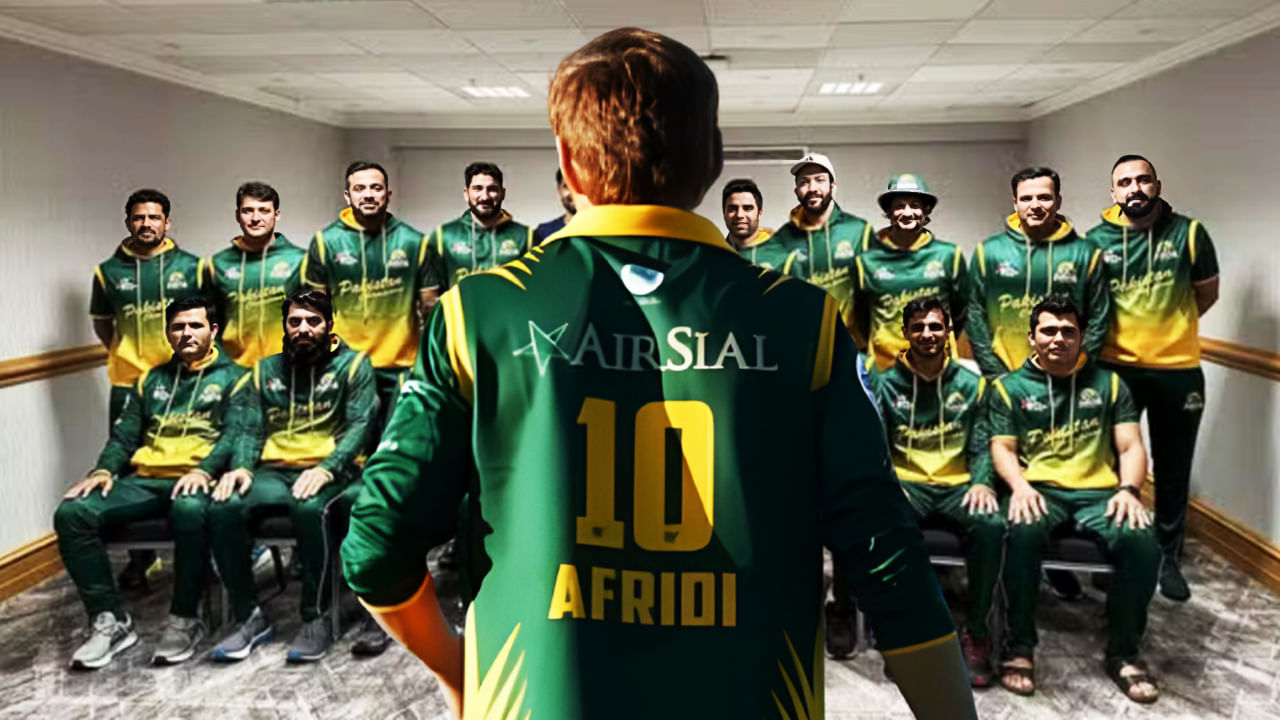 ವರ್ಲ್ಡ್ ಚಾಂಪಿಯನ್ಶಿಪ್ ಆಫ್ ಲೆಜೆಂಡ್ಸ್ (WCL 2025) ಟೂರ್ನಿಯ ದ್ವಿತೀಯ ಸೀಸನ್ನಲ್ಲೂ ಪಾಕಿಸ್ತಾನ್ ಚಾಂಪಿಯನ್ಸ್ (Pakistan Champions) ಫೈನಲ್ಗೆ ಪ್ರವೇಶಿಸಿದೆ. ಈ ಬಾರಿ ಫೈನಲ್ಗೆ ಎಂಟ್ರಿ ಕೊಟ್ಟಿರುವುದು ಸೆಮಿಫೈನಲ್ ಆಡದೇ ಎಂಬುದು ವಿಶೇಷ. ಇದರೊಂದಿಗೆ ವಿಶೇಷ ದಾಖಲೆಯೊಂದು ಪಾಕಿಸ್ತಾನ್ ಚಾಂಪಿಯನ್ಸ್ ತಂಡದ ಪಾಲಾಗಿದೆ.