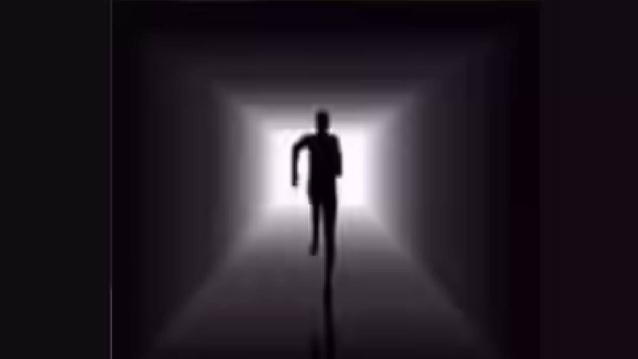 Personality Test: ಮನುಷ್ಯ ದೂರ ಓಡ್ತಿದ್ದಾನಾ, ಹತ್ತಿರ ಬರುತ್ತಿದ್ದಾನಾ? ನಿಮ್ಮ ಆಲೋಚನಾ ಶಕ್ತಿ ಹೇಗಿದೆ ಎಂಬುದನ್ನು ತಿಳಿಸುವ ಚಿತ್ರವಿದು Personality Test: ಮನುಷ್ಯ ದೂರ ಓಡ್ತಿದ್ದಾನಾ, ಹತ್ತಿರ ಬರುತ್ತಿದ್ದಾನಾ? ನಿಮ್ಮ ಆಲೋಚನಾ ಶಕ್ತಿ ಹೇಗಿದೆ ಎಂಬುದನ್ನು ತಿಳಿಸುವ ಚಿತ್ರವಿದು