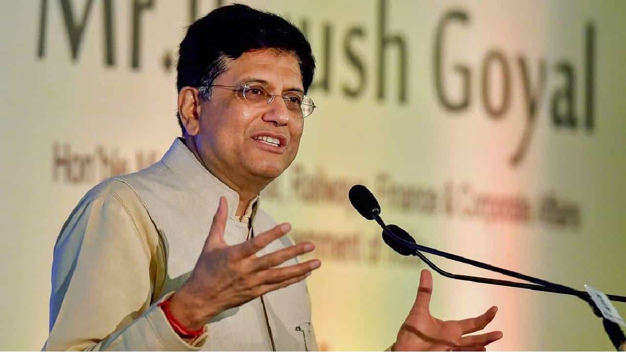 Piyush vs Trump: ಅಂದು ದುರ್ಬಲ ಐದು, ಇಂದು ಪ್ರಬಲ ಐದು: ಟ್ರಂಪ್ರ ‘ಸತ್ತ’ ಆರ್ಥಿಕತೆಯ ಟಾಂಟ್ಗೆ ಭಾರತ ತಿರುಗೇಟು Piyush vs Trump: ಅಂದು ದುರ್ಬಲ ಐದು, ಇಂದು ಪ್ರಬಲ ಐದು: ಟ್ರಂಪ್ರ ‘ಸತ್ತ’ ಆರ್ಥಿಕತೆಯ ಟಾಂಟ್ಗೆ ಭಾರತ ತಿರುಗೇಟು