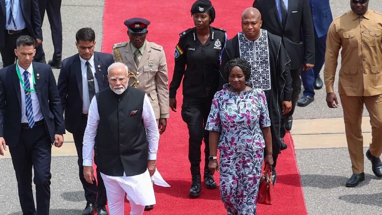 2 ದಿನಗಳ ಘಾನಾ ಭೇಟಿ ಮುಗಿಸಿ ಟ್ರಿನಿಡಾಡ್ ಮತ್ತು ಟೊಬೆಗೊಗೆ ತೆರಳಿದ ಪ್ರಧಾನಿ ಮೋದಿ 2 ದಿನಗಳ ಘಾನಾ ಭೇಟಿ ಮುಗಿಸಿ ಟ್ರಿನಿಡಾಡ್ ಮತ್ತು ಟೊಬೆಗೊಗೆ ತೆರಳಿದ ಪ್ರಧಾನಿ ಮೋದಿ