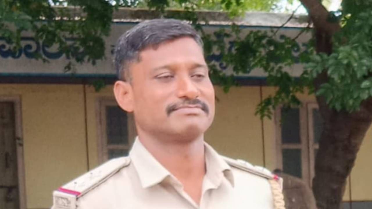 ಚಾಮರಾಜನಗರ: ಉದ್ಯಮಿಯಿಂದ 3.70 ಲಕ್ಷ ರೂ. ಕಿತ್ತುಕೊಂಡು ಪರಾರಿಯಾದ ಪೊಲೀಸ್​ ಆ್ಯಂಡ್​ ಟೀಂ