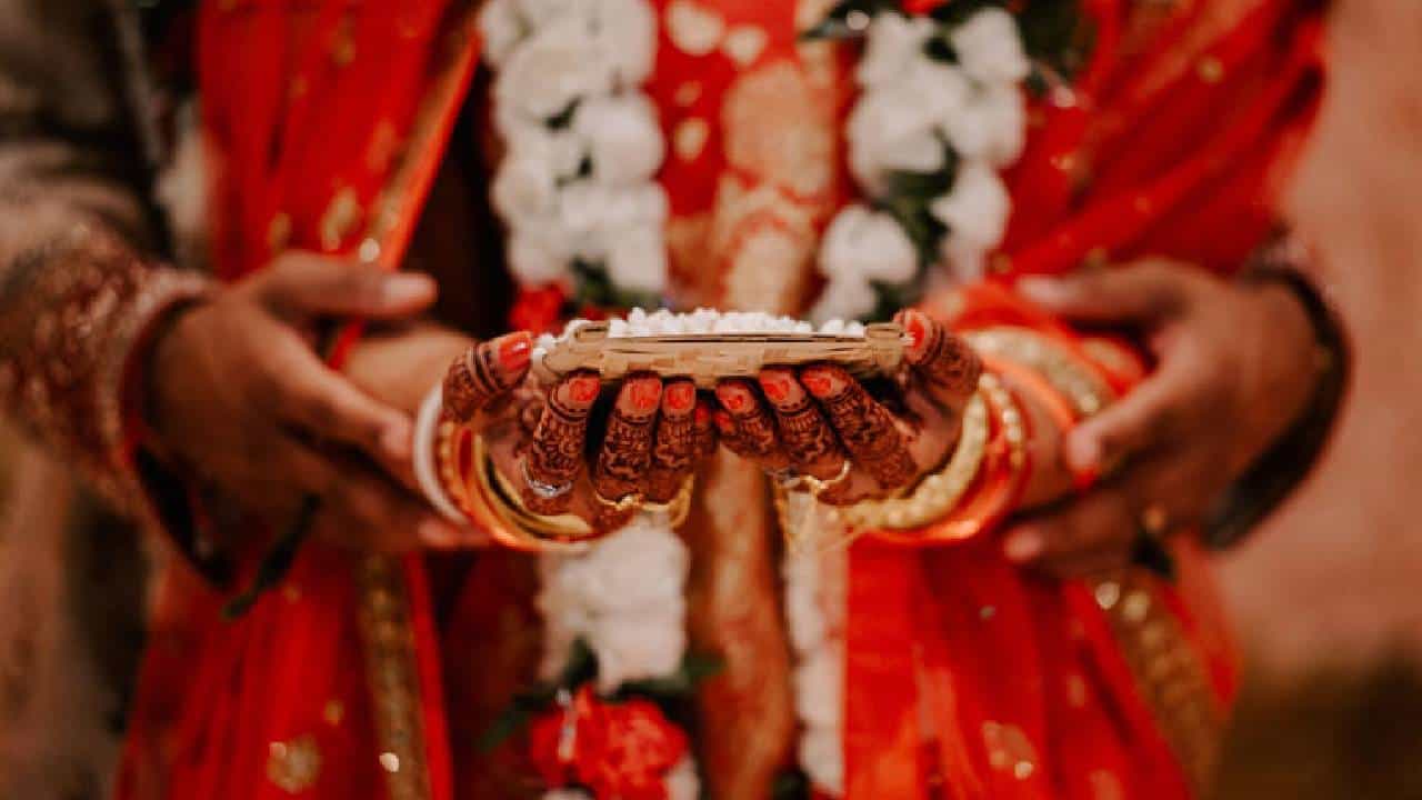 Marriage Delay: ವಿವಾಹದಲ್ಲಿ ಅಡೆತಡೆ ಅಥವಾ ವಿಳಂಬವಾಗುತ್ತಿದೆಯೇ? ಪ್ರತೀ ಗುರುವಾರದಂದು ಈ ಪರಿಹಾರ ಮಾಡಿ!