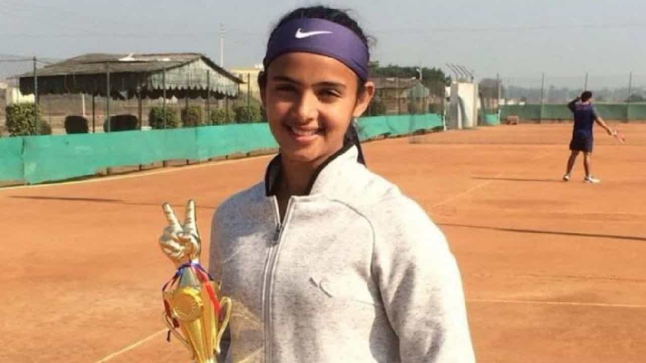 ಅಡುಗೆ ಮಾಡುತ್ತಿದ್ದಾಗ ಟೆನಿಸ್ ಆಟಗಾರ್ತಿ ರಾಧಿಕಾ ಯಾದವ್ ಬೆನ್ನಿಗೆ 3 ಬಾರಿ ಗುಂಡು ಹಾರಿಸಿ ಕೊಂದ ತಂದೆ