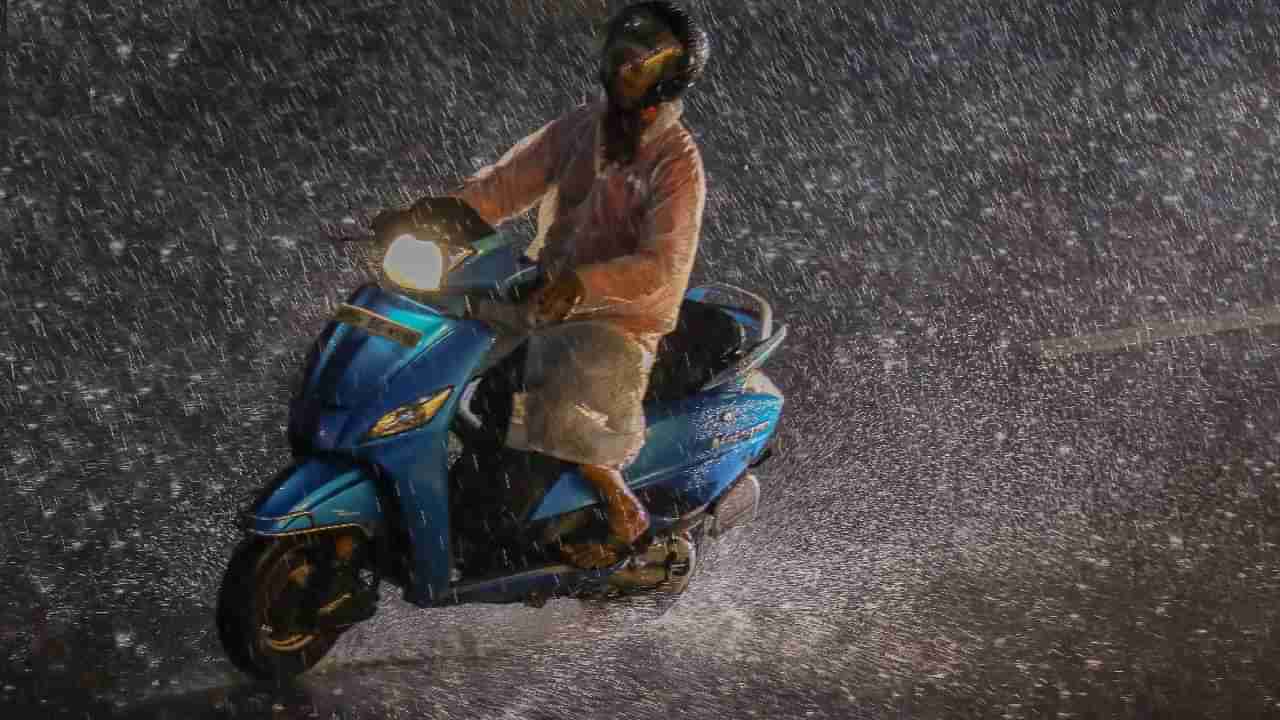 Karnataka Rains: ಹಾಸನ, ಶಿವಮೊಗ್ಗ ಸೇರಿ ಕರ್ನಾಟಕದ 6 ಜಿಲ್ಲೆಗಳಿಗೆ ಮಳೆಯ ರೆಡ್ ಅಲರ್ಟ್, ಇಂದು ಭಾರಿ ಮಳೆ