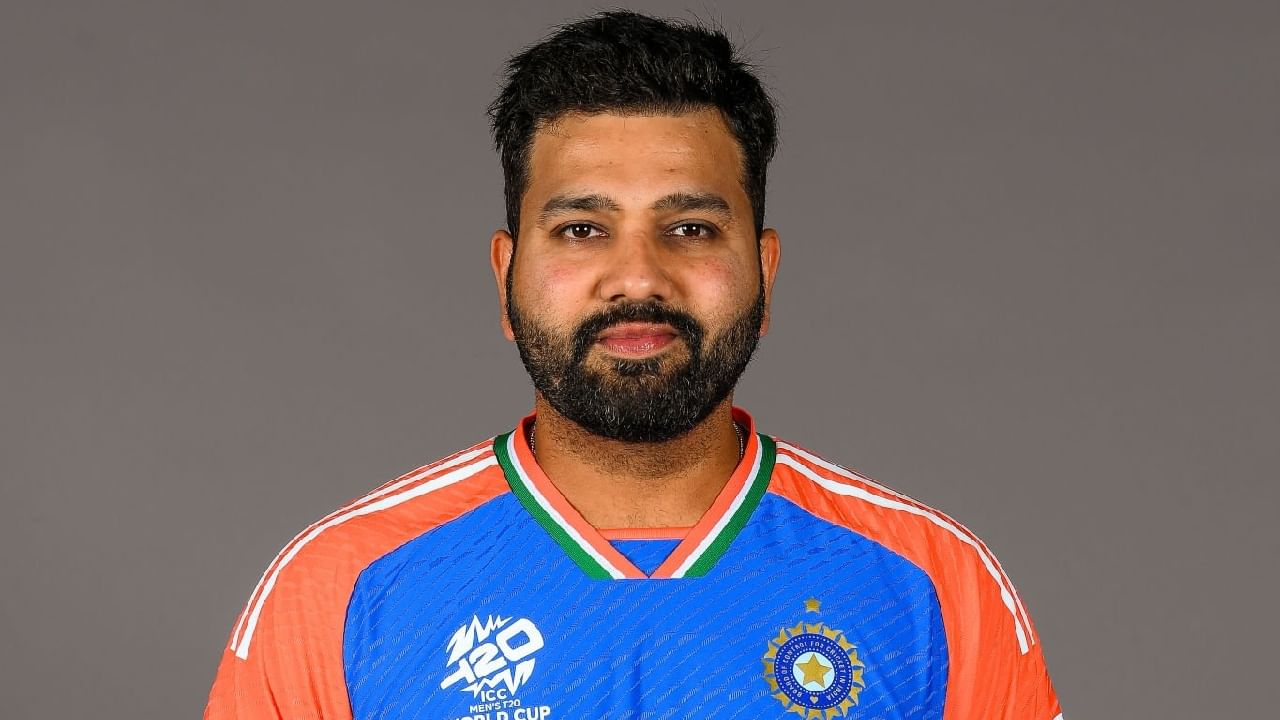 ಹಾಗೆಯೇ ಭಾರತ ಪುರುಷರ ತಂಡದ ಪರ ಅತ್ಯಧಿಕ ಟಿ20 ಪಂದ್ಯಗಳನ್ನಾಡಿದ ದಾಖಲೆ ರೋಹಿತ್ ಶರ್ಮಾ ಹೆಸರಿನಲ್ಲಿದೆ. ಟೀಮ್ ಇಂಡಿಯಾ ಪರ ಹಿಟ್​ಮ್ಯಾನ್ 159 ಟಿ20 ಪಂದ್ಯಗಳಲ್ಲಿ ಕಣಕ್ಕಿಳಿದಿದ್ದಾರೆ. ಈ ವೇಳೆ 151 ಇನಿಂಗ್ಸ್ ಆಡಿರುವ ಅವರು 3003 ಎಸೆತಗಳಲ್ಲಿ 4231 ರನ್​ ಕಲೆಹಾಕಿ ವಿಶ್ವ ದಾಖಲೆ ನಿರ್ಮಿಸಿದ್ದಾರೆ.