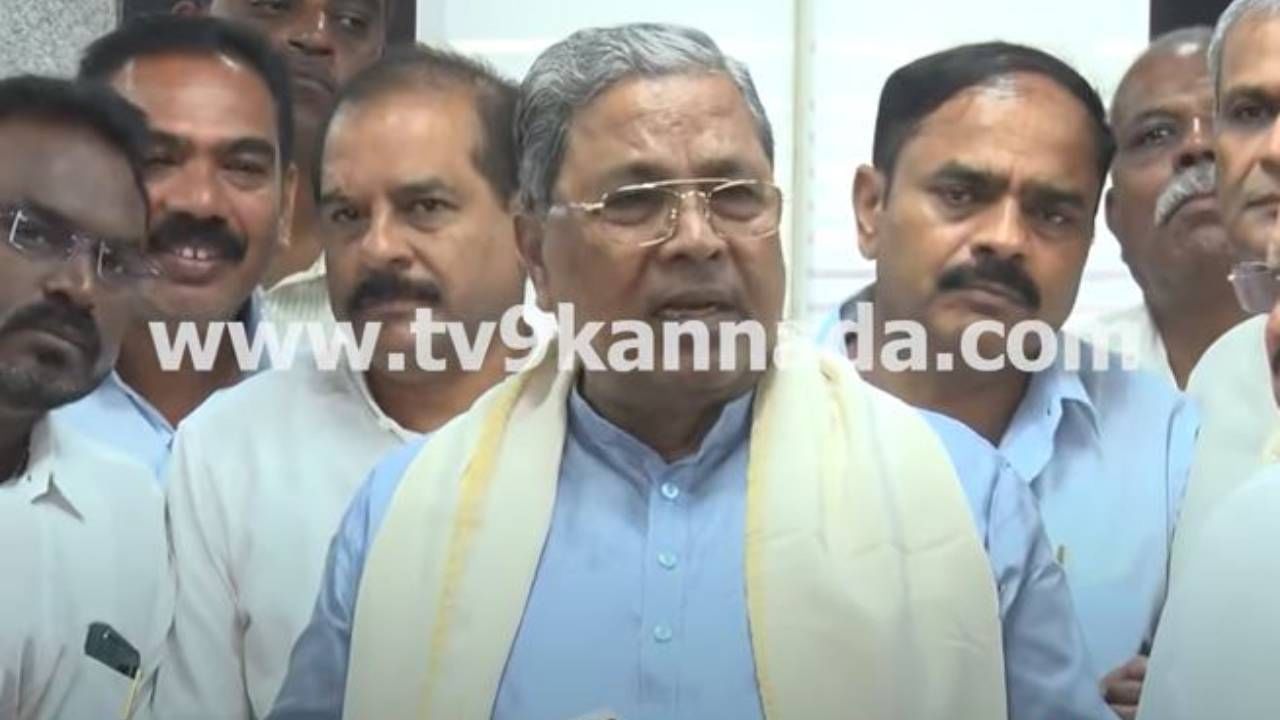 ದೆಹಲಿಯಲ್ಲಿ ಸುರ್ಜೇವಾಲಾ ಜೊತೆ ನಡೆದ ಅಸಲಿ ಚರ್ಚೆಯ ಬಗ್ಗೆ ಸಿಎಂ ಸಿದ್ದರಾಮಯ್ಯ ಮಾತಾಡಲ್ಲ
