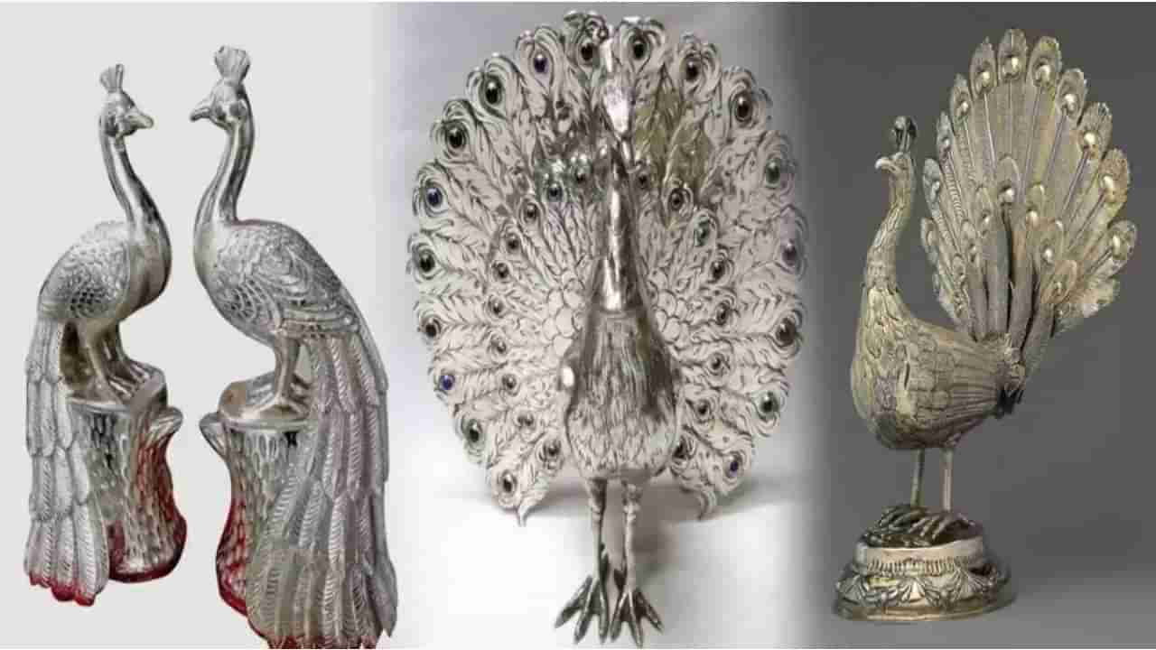 Vasthu Tips: ಮನೆಯ ಈ ದಿಕ್ಕಿನಲ್ಲಿ ಬೆಳ್ಳಿಯ ನವಿಲನ್ನು ಇರಿಸಿ; ಹಣಕ್ಕೆ ಎಂದಿಗೂ ಕೊರತೆಯಾಗದು!