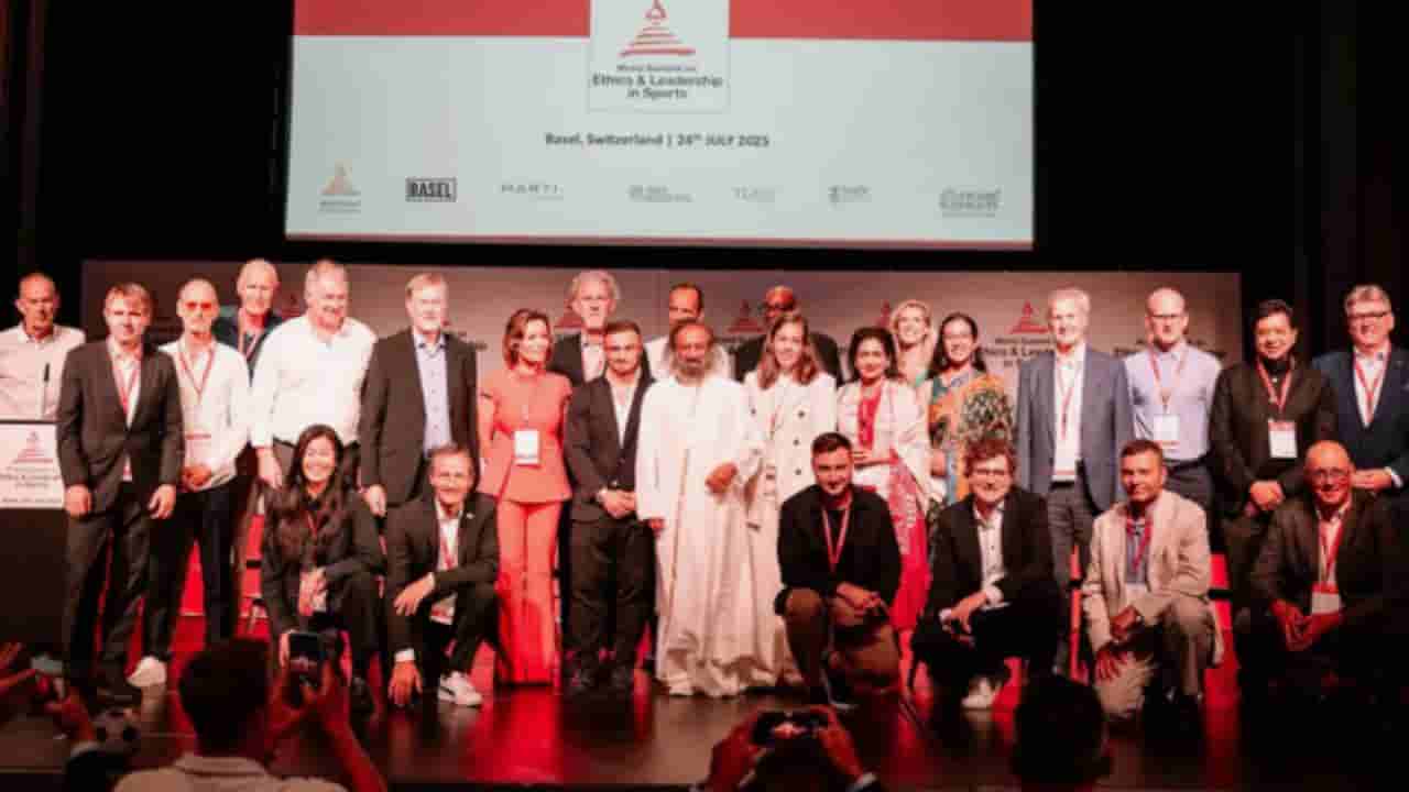 ಡಬ್ಲ್ಯೂಎಫ್ಇಬಿ ವಿಶ್ವ ಶೃಂಗಸಭೆ: ಕ್ರೀಡೆಯಲ್ಲಿ ನೈತಿಕತೆ, ನಾಯಕತ್ವದ ಬಗ್ಗೆ ಗುರುದೇವ್ ಶ್ರೀ ಶ್ರೀ ರವಿಶಂಕರ್ ಮಾತು