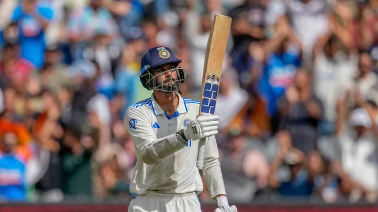 ಈ ಇನ್ನಿಂಗ್ಸ್‌ನಲ್ಲಿ ವಾಷಿಂಗ್ಟನ್ ಸುಂದರ್ 206 ಎಸೆತಗಳನ್ನು ಎದುರಿಸಿ ಅಜೇಯ 101 ರನ್ ಗಳಿಸಿದರು. ಅವರ ಇನ್ನಿಂಗ್ಸ್‌ನಲ್ಲಿ 9 ಬೌಂಡರಿ ಮತ್ತು 1 ಸಿಕ್ಸರ್ ಸೇರಿದ್ದವು. 2021 ರಲ್ಲಿ ಟೆಸ್ಟ್ ವೃತ್ತಿಜೀವನ ಪ್ರಾರಂಭಿಸಿದ ವಾಷಿಂಗ್ಟನ್ ಸುಂದರ್ ತಮ್ಮ ಮೊದಲ ಅಂತರರಾಷ್ಟ್ರೀಯ ಶತಕಕ್ಕಾಗಿ 4 ವರ್ಷ ಕಾಯಬೇಕಾಯಿತು.
