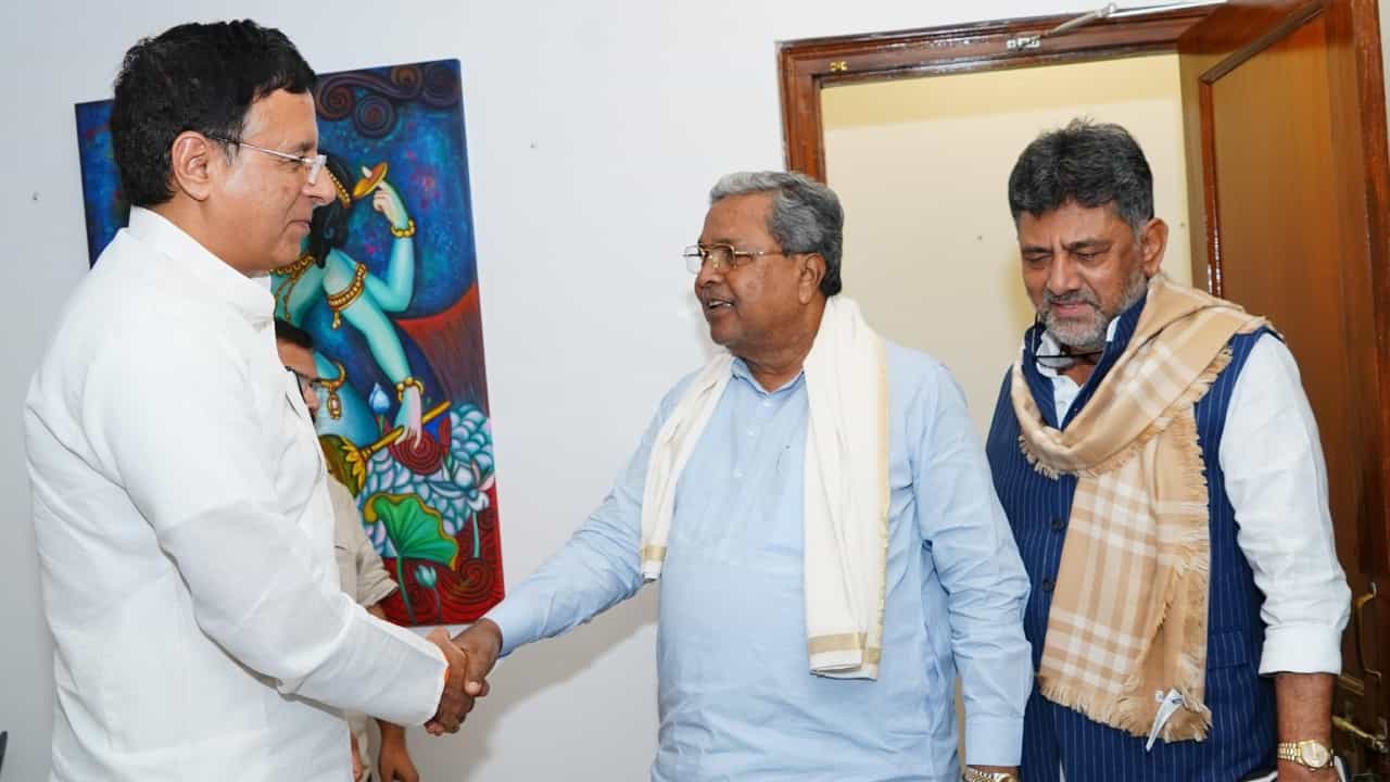 20 ನಿಗಮ ಮಂಡಳಿಗಳಿಗೆ ಅಧ್ಯಕ್ಷರ ಆಯ್ಕೆ ಅಂತಿಮ: ಸಿಎಂ, ಡಿಸಿಎಂ ಬೆಂಗಳೂರಿಗೆ ಬರುತ್ತಿದ್ದಂತೆಯೇ ಪಟ್ಟಿ ಬಿಡುಗಡೆ