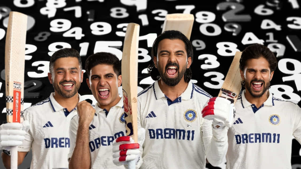 ಟೀಮ್ ಇಂಡಿಯಾ ಟೆಸ್ಟ್ ಕ್ರಿಕೆಟ್ ಆಡಲು ಶುರುವಾಗಿ 93 ವರ್ಷಗಳು ಕಳೆದಿವೆ. ಈ 93 ವರ್ಷಗಳಲ್ಲಿ ಭಾರತದ ಪರ 317 ಆಟಗಾರರು ಕಣಕ್ಕಿಳಿದಿದ್ದಾರೆ. ಇವರಲ್ಲಿ ಅನೇಕರು ಟೆಸ್ಟ್ ಕ್ರಿಕೆಟ್ನಲ್ಲಿ ತಮ್ಮದೇಯಾದ ಛಾಪು ಮೂಡಿಸಿದ್ದಾರೆ. ಆದರೆ ಇವರಿಂದ ಯಾರಿಗೂ ಸಾಧ್ಯವಾಗದ ಹೊಸ ದಾಖಲೆಯೊಂದನ್ನು ಇದೀಗ ಟೀಮ್ ಇಂಡಿಯಾ ನಿರ್ಮಿಸಿದೆ.