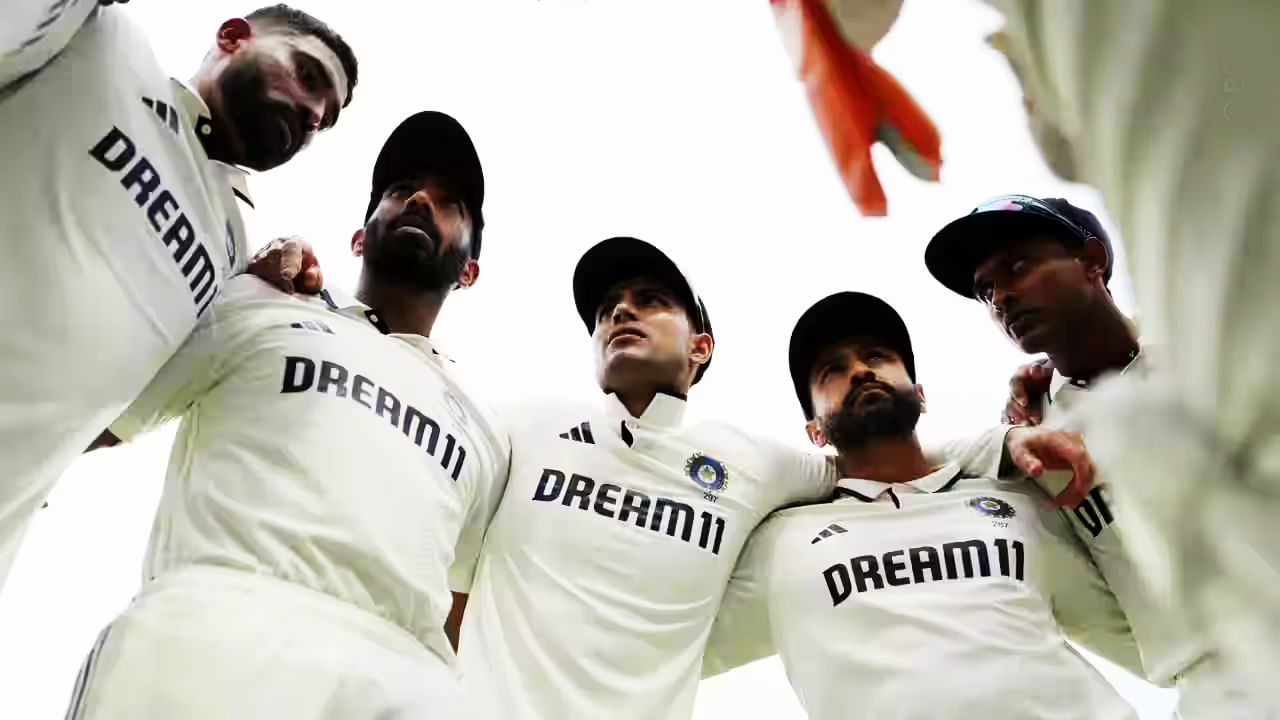 India vs England 4th Test: ಭಾರತ ಮತ್ತು ಇಂಗ್ಲೆಂಡ್ ನಡುವಣ 4ನೇ ಟೆಸ್ಟ್ ಪಂದ್ಯವು ಇಂದಿನಿಂದ (ಜುಲೈ 23) ಶುರುವಾಗಲಿದೆ. ಮ್ಯಾಚೆಂಸ್ಟರ್​ನ ಓಲ್ಡ್ ಟ್ರಾಫೋರ್ಡ್ ಮೈದಾನದಲ್ಲಿ ಜರುಗಲಿರುವ ಈ ಪಂದ್ಯಕ್ಕೆ ಟೀಮ್ ಇಂಡಿಯಾದ ಮೂವರು ಆಟಗಾರರು ಅಲಭ್ಯರಾಗಿದ್ದಾರೆ.