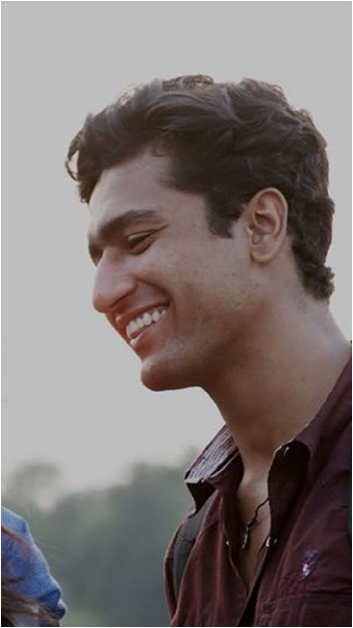 ಹೀರೋ ಆಗಿ 10 ವರ್ಷ ಪೂರೈಸಿದ ವಿಕ್ಕಿ ಕೌಶಲ್ ಅವರಿಗೆ ಅಭಿನಂದನೆ.