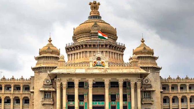 ಗ್ರೇಟರ್ ಬೆಂಗಳೂರು: 5 ಪಾಲಿಕೆಗಳನ್ನು ರಚಿಸಿ ಸರ್ಕಾರ ಆದೇಶ ಗ್ರೇಟರ್ ಬೆಂಗಳೂರು: 5 ಪಾಲಿಕೆಗಳನ್ನು ರಚಿಸಿ ಸರ್ಕಾರ ಆದೇಶ