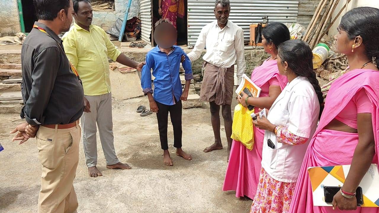 ವಿಜಯಪುರ: ಕಲುಷಿತ ನೀರು ಸೇವಿಸಿ 30 ಕ್ಕೂ ಹೆಚ್ಚು ಜನರು ಅಸ್ವಸ್ಥ ವಿಜಯಪುರ: ಕಲುಷಿತ ನೀರು ಸೇವಿಸಿ 30 ಕ್ಕೂ ಹೆಚ್ಚು ಜನರು ಅಸ್ವಸ್ಥ