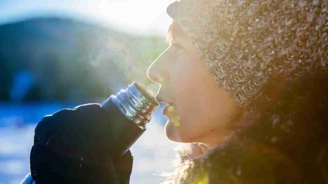 ಮಳೆಗಾಲದಲ್ಲಿ ಬೆಳಿಗ್ಗೆ ಎದ್ದ ತಕ್ಷಣ ಈ ಒಂದು ಕೆಲಸವನ್ನ ತಪ್ಪದೆ ಮಾಡಿ; ಯಾವ ರೋಗವೂ ಬರಲ್ಲ