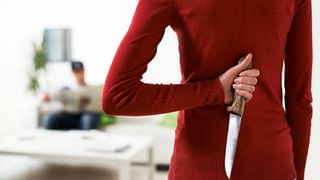 ಶಿಕ್ಷಕರ ಕಿರುಕುಳ ತಾಳಲಾರದೆ ಶಾರದಾ ವಿಶ್ವವಿದ್ಯಾಲಯದ ವಿದ್ಯಾರ್ಥಿನಿ ಆತ್ಮಹತ್ಯೆ; ಇಬ್ಬರು ಅಧ್ಯಾಪಕರ ಬಂಧನ